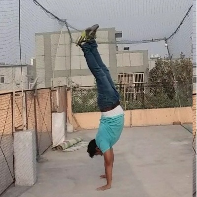 Shanky Sir Hand Stand